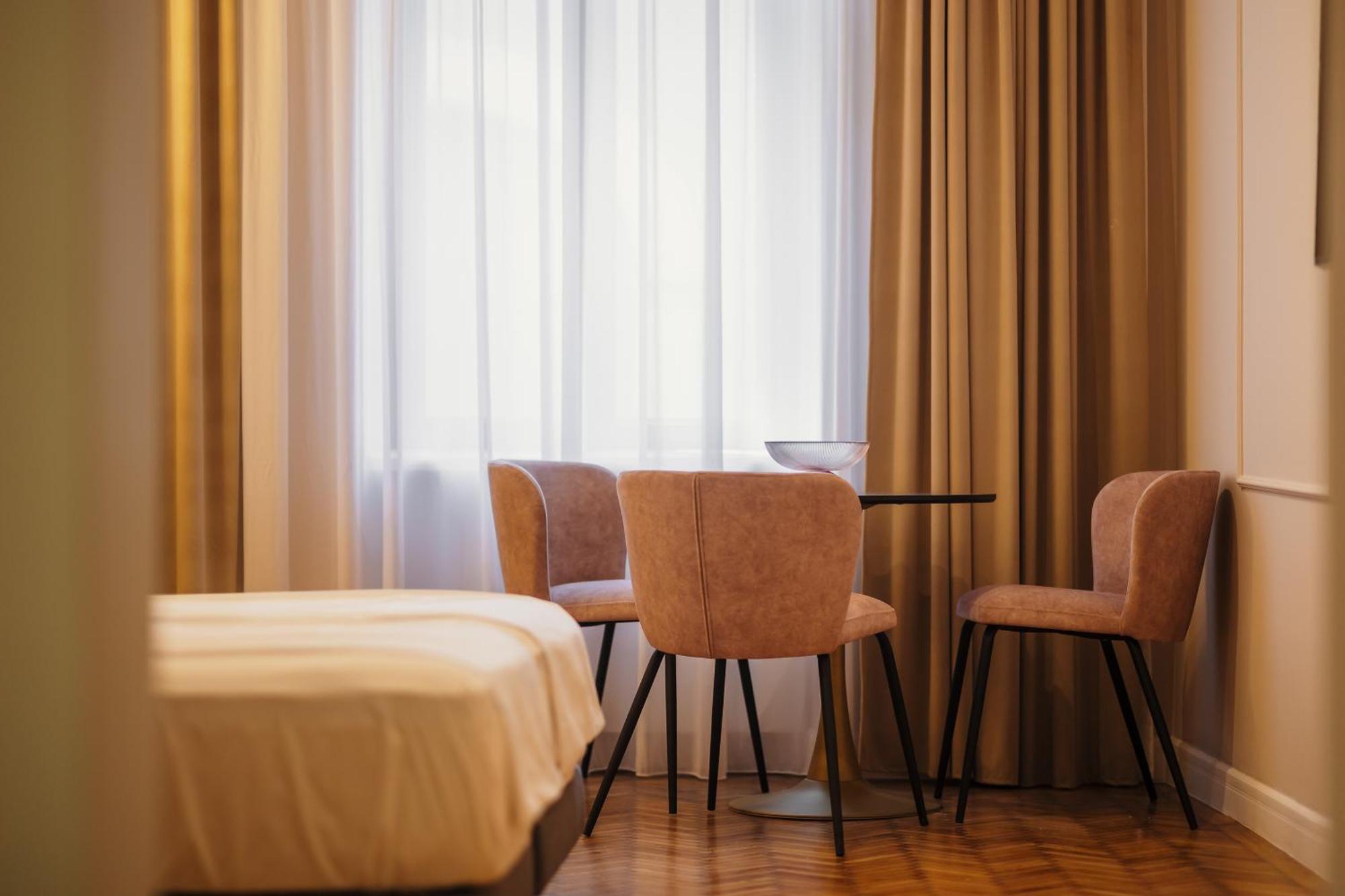 Bloom Downtown Suites Cluj-Napoca Exterior foto