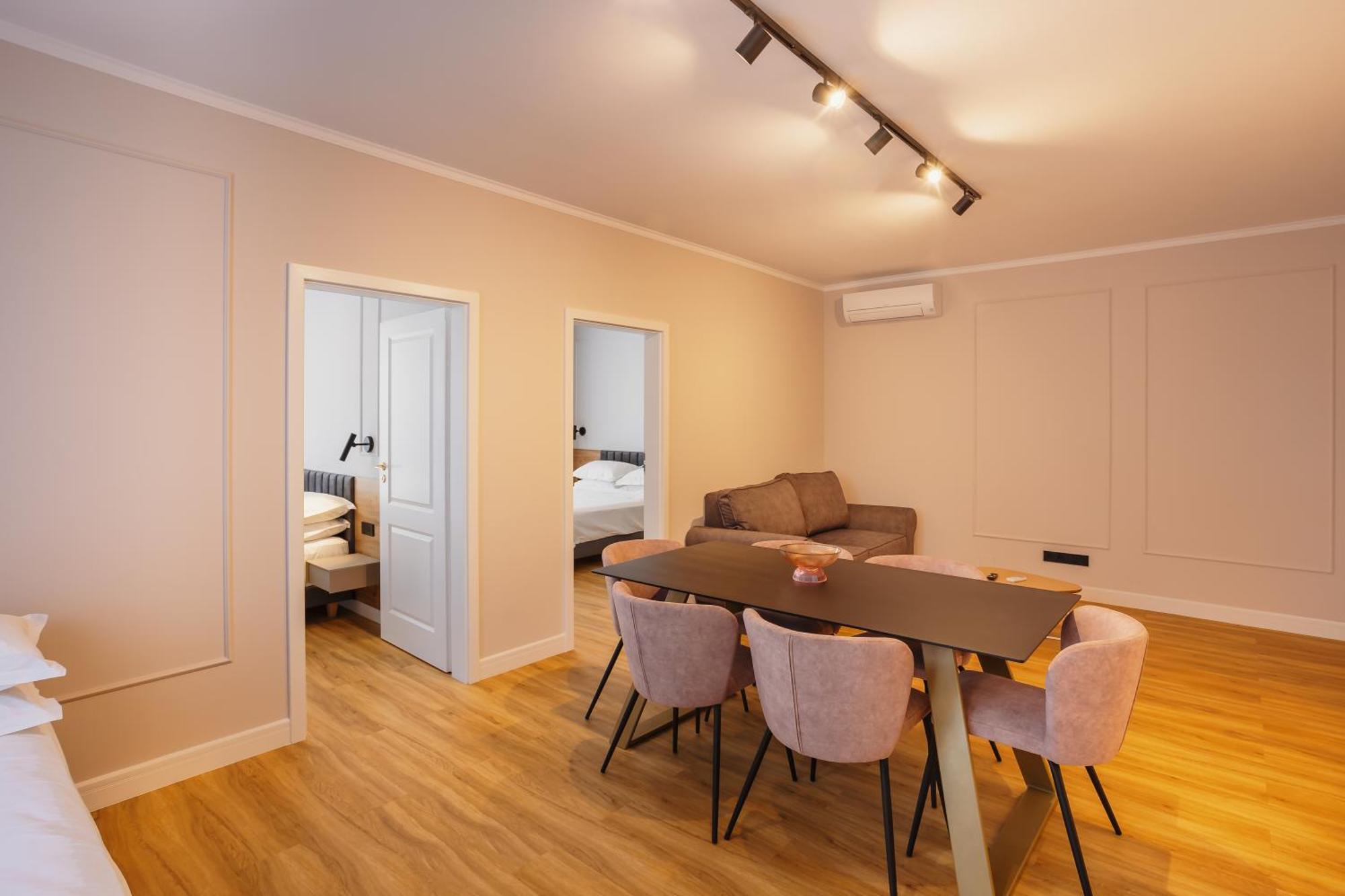 Bloom Downtown Suites Cluj-Napoca Exterior foto