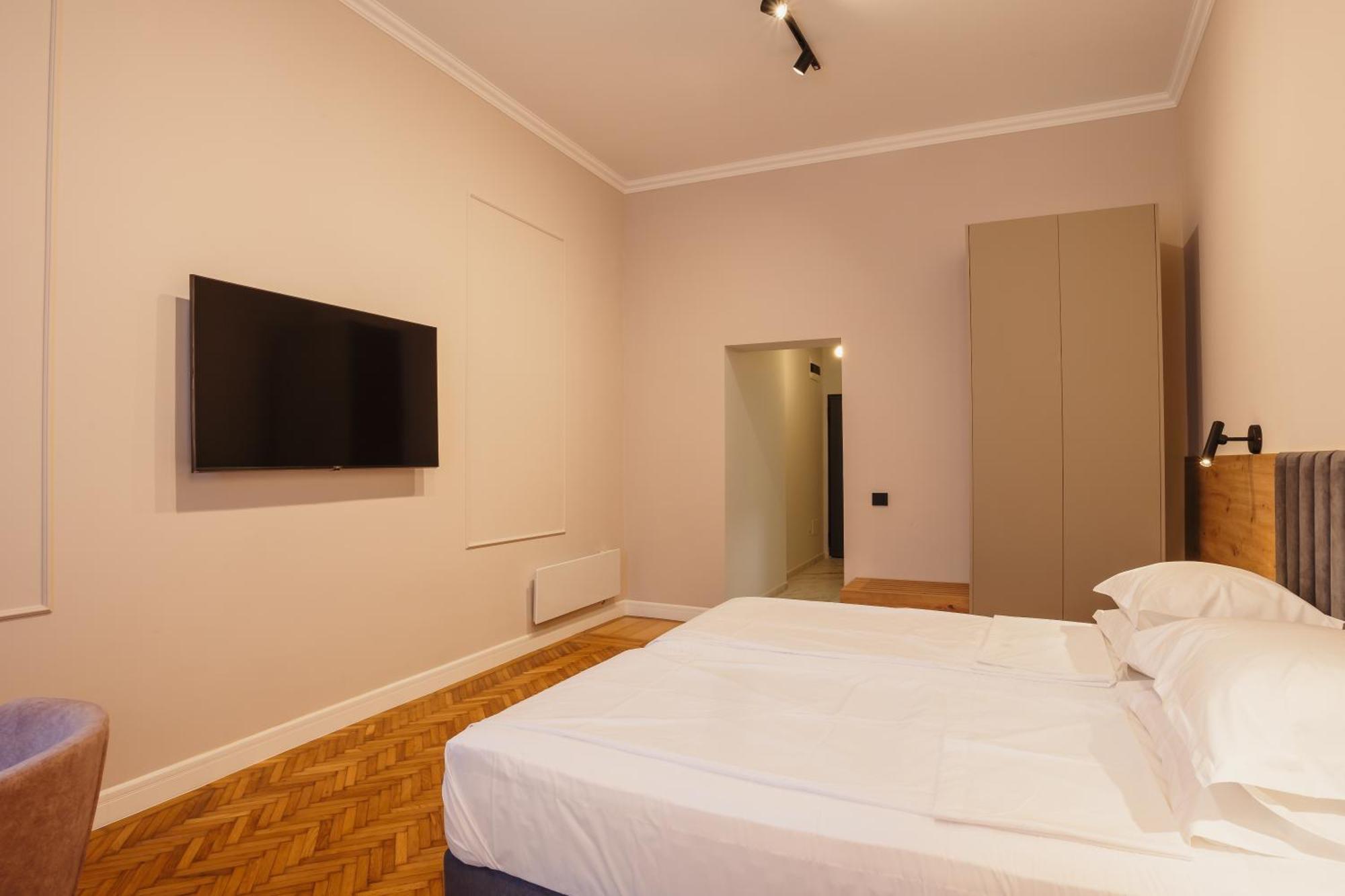 Bloom Downtown Suites Cluj-Napoca Exterior foto